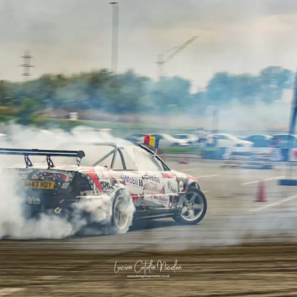 NIKON D7100 2016 08 27 15:13:49 f/11 1/125sec ISO 100 70mm