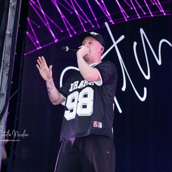 NIKON D850 2025-07-19 19:12:19 f/6.3 1/320sec ISO-800 70mm